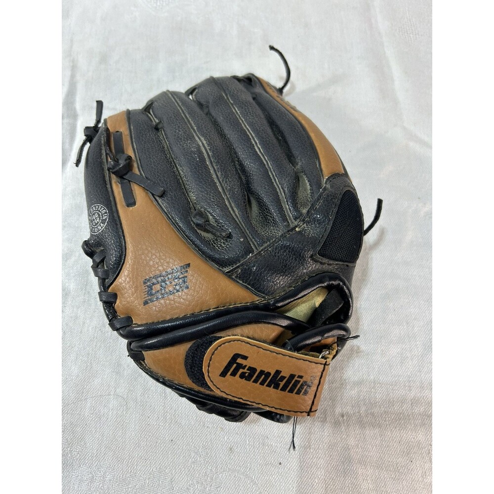 Franklin RTP Series Baseball Glove 4512 10.5" RH Leather Right Hand Throw